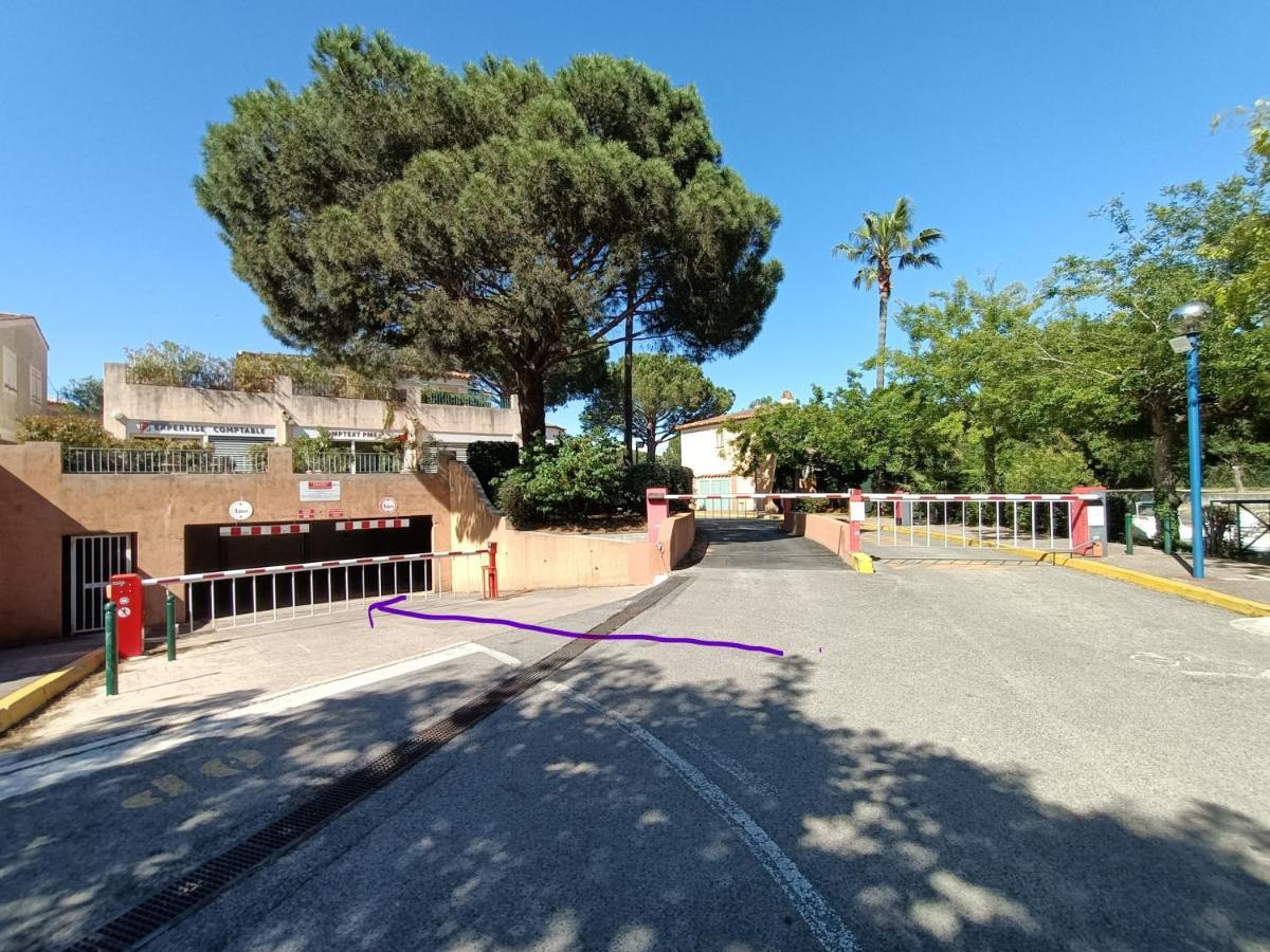 Port Cogolin, T2 Calme Dans Belle Residence, Piscine, Proche St Tropez Bagian luar foto
